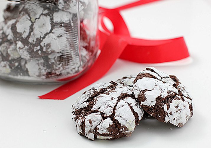 Mint Chocolate Crinkle Cookies