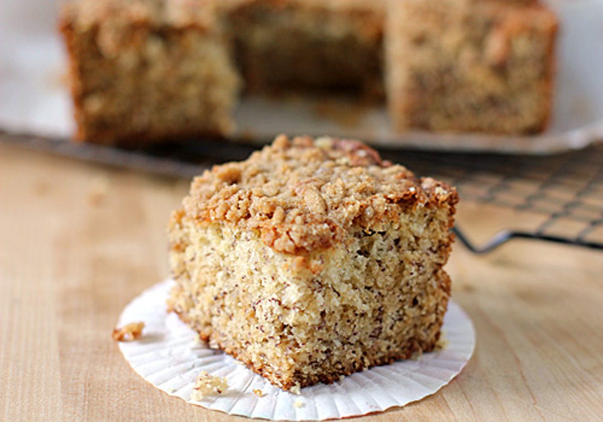 Banana Streusel Snack Cake
