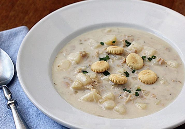 Great Lakes Clam Chowder