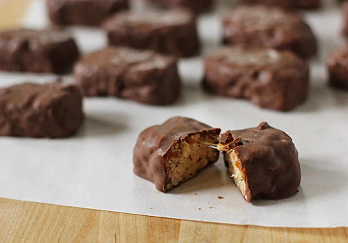 Homemade “Fun-size” Watchamacallits