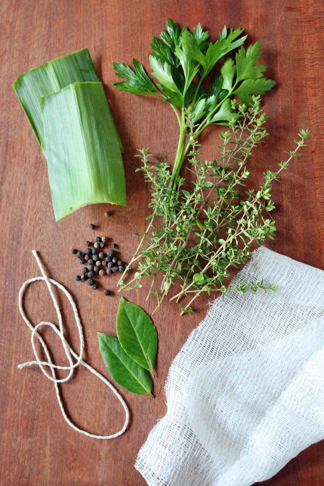 How to Make a Bouquet Garni or Sachet