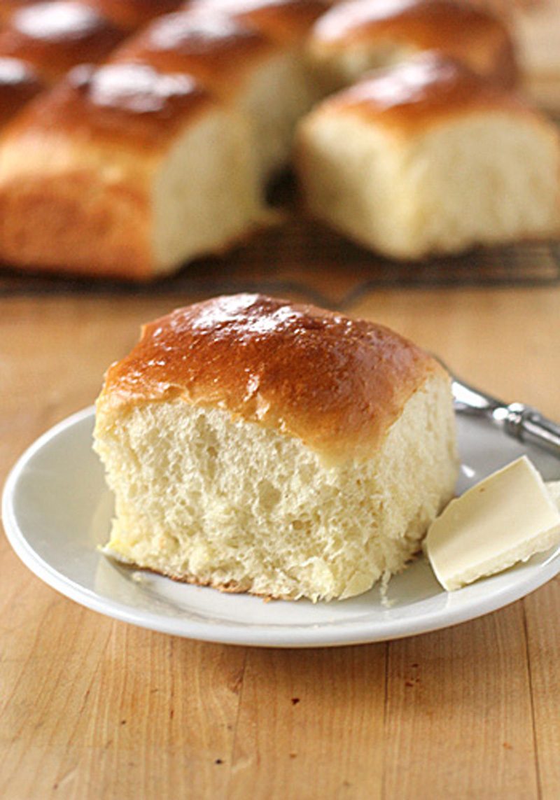 Make-Ahead Fluffy Dinner Rolls