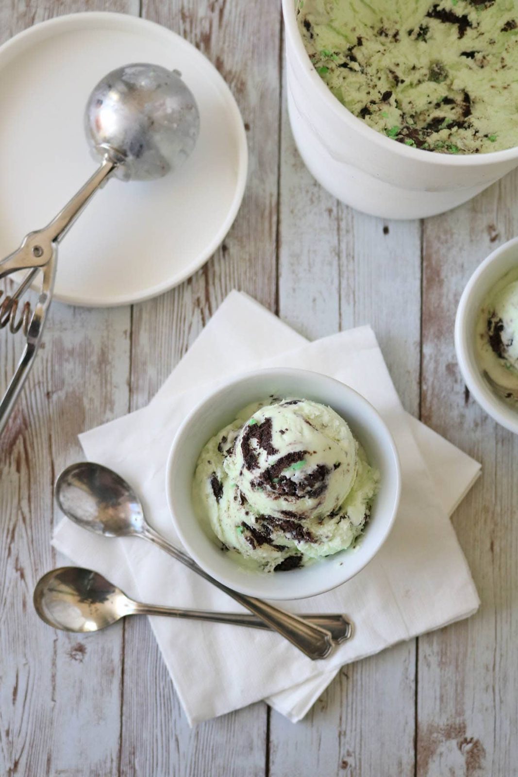 Mint Cookie No-Churn Ice Cream