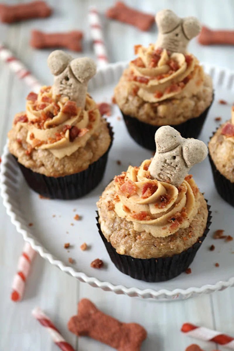Peanut Butter and Banana Pupcakes