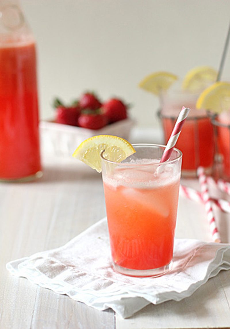Sparkling Strawberry Lemonade