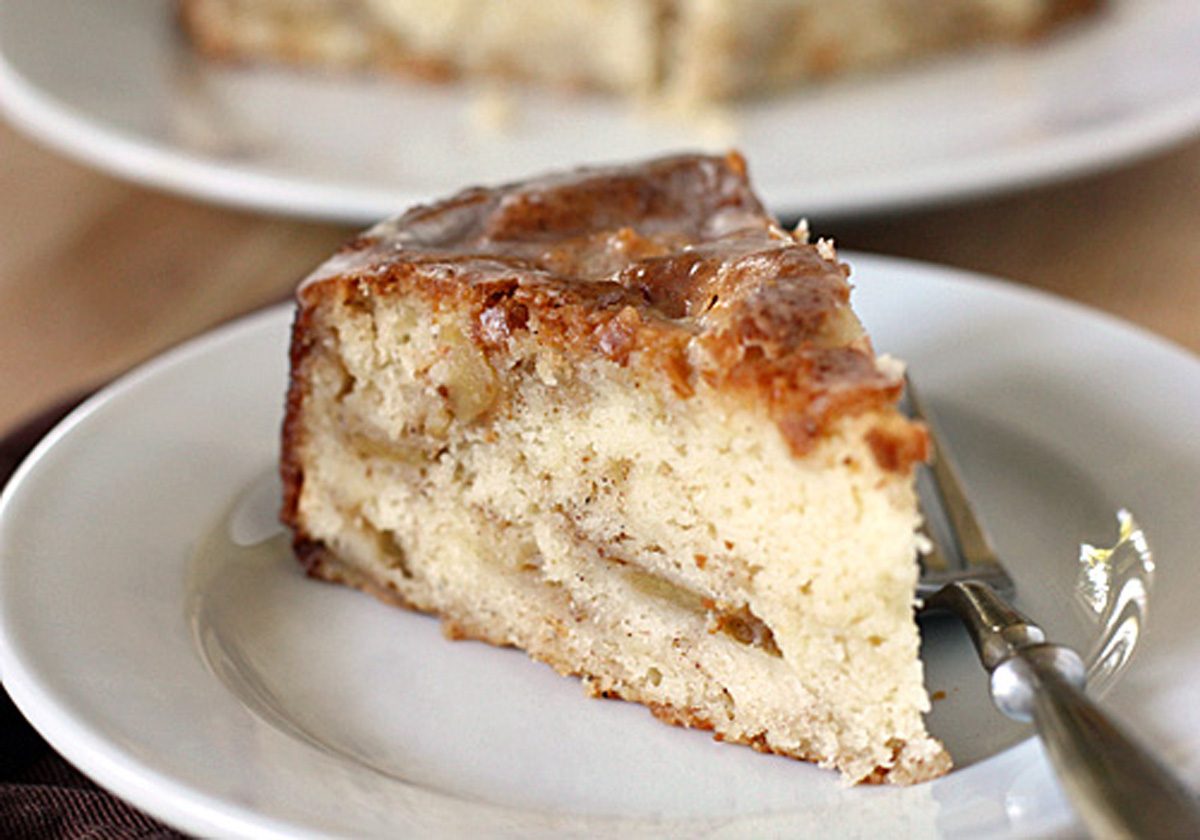 Spiced Apple Coffee Cake