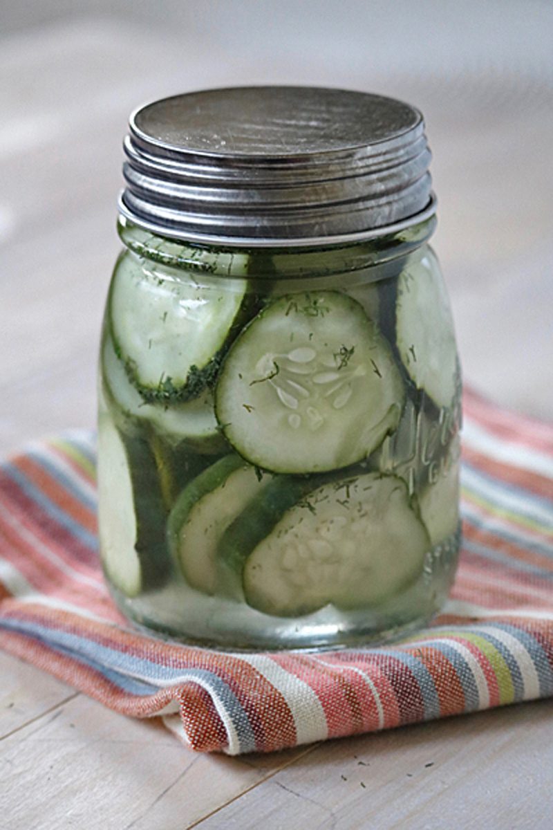 Homemade Refrigerator Pickles